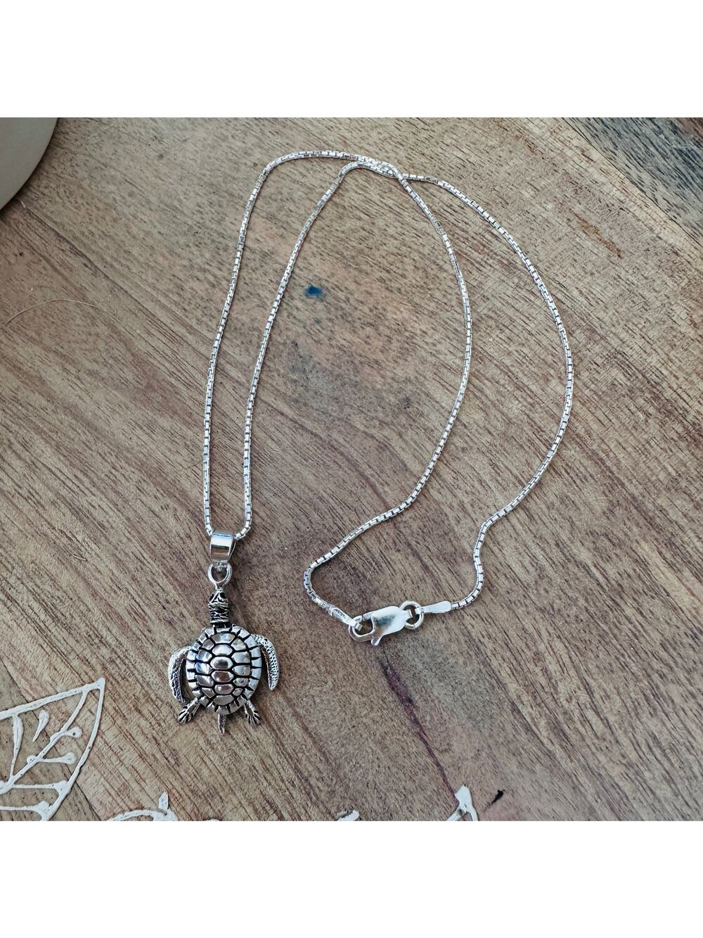 Sterling Silver  Turtle Necklace With Moving Limbs